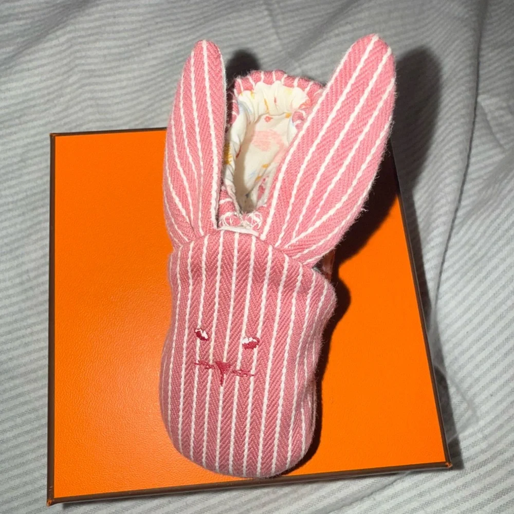 Hermes Baby Shoes in Pink and White Stripes - Picture 2 of 5